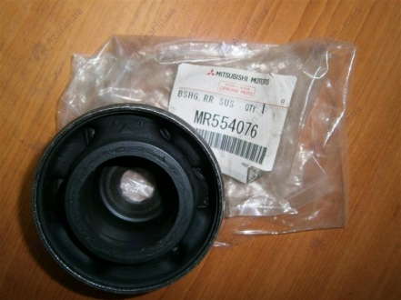 Втулка поперечной балки MMC MR554076 (MITSUBISHI)